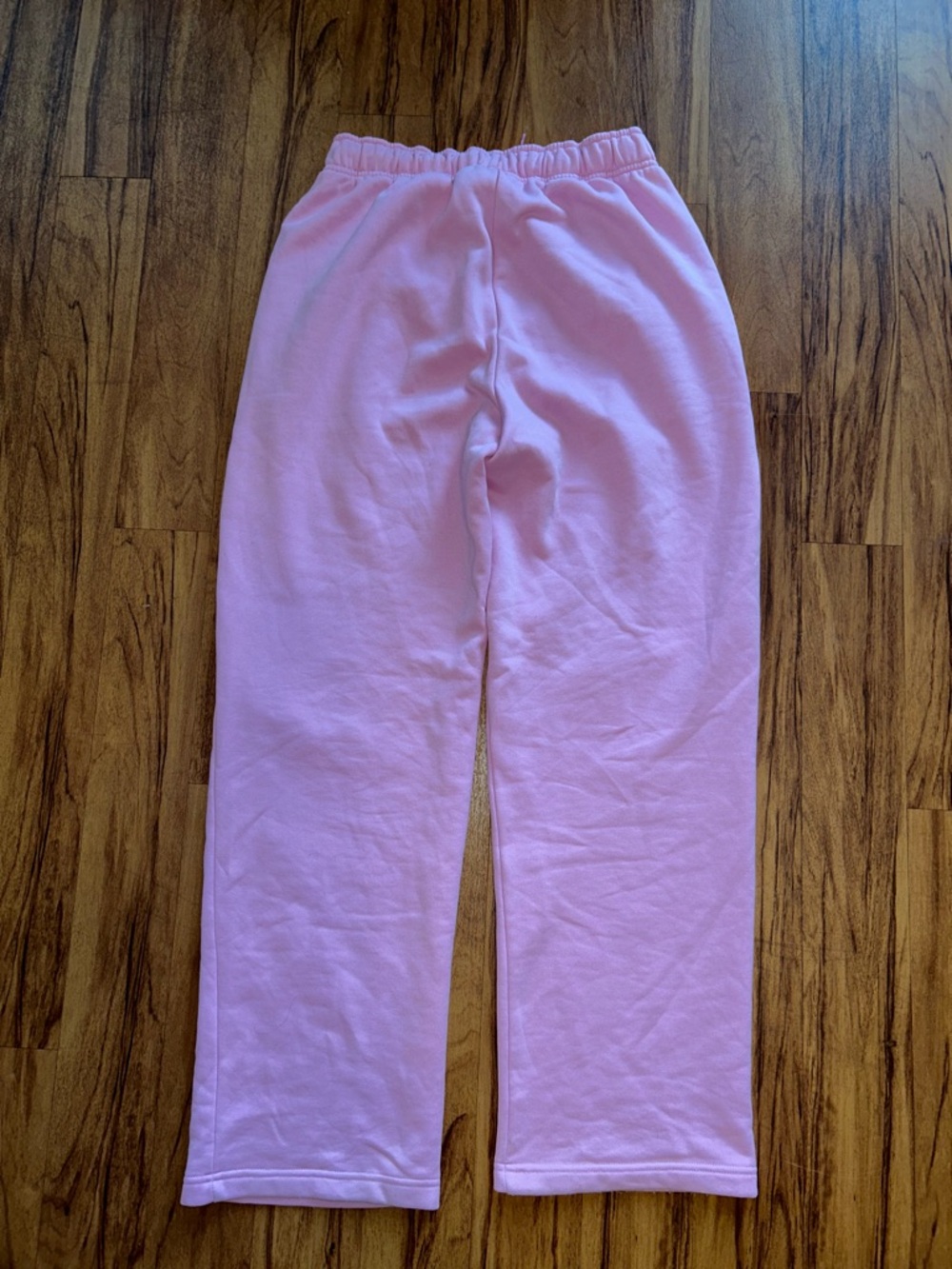 Alo Yoga Accolade Wide Leg Sweatpants Candy Heart Pink - Picture 5 of 6